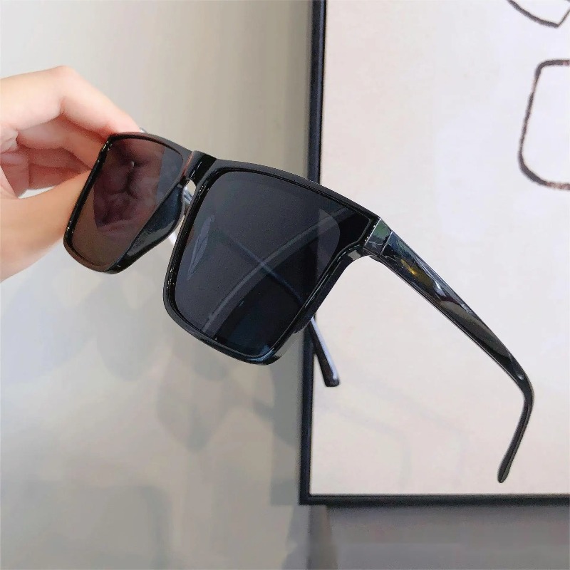 Nuovi Occhiali da Sole Neri da - Uv Resin recensione e prezzo